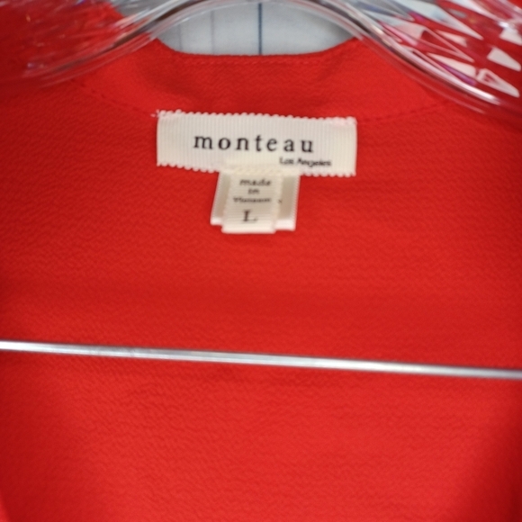 Monteau v-neck faux wrap top - Picture 3 of 9